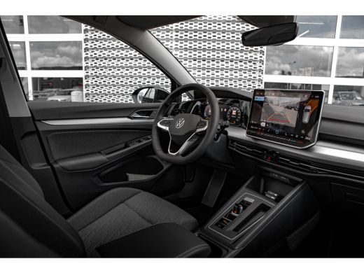 Volkswagen Golf Life Edition | 'App-Connect' draadloze smartphone integratie | 'App-Connect' draadloze smartphone... ActivLease financial lease