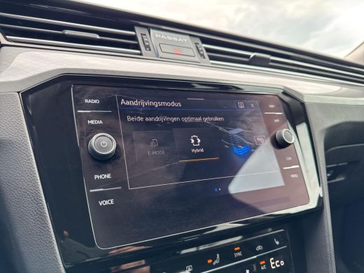 Volkswagen Passat Variant 1.4 TSI PHEV GTE Business | Trekhaak | A. Camera | ActivLease financial lease