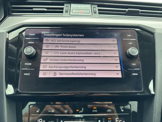 Volkswagen Passat Variant 1.4 TSI PHEV GTE Business | Trekhaak | A. Camera | ActivLease financial lease