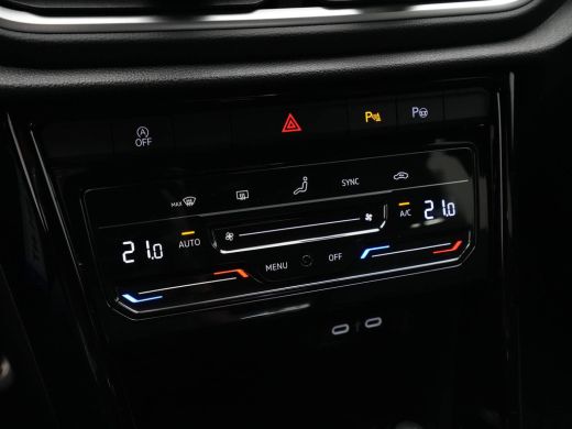 Volkswagen T-Roc 1.5 TSI 150pk DSG R Line Navigatie Pdc Led Acc 30 ActivLease financial lease