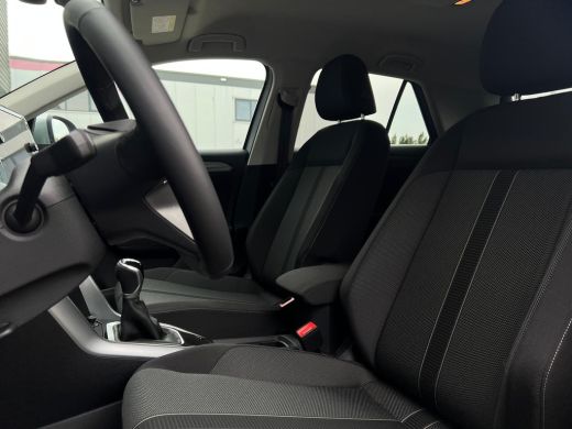 Volkswagen T-Roc Life Edition Inclusief €2000,- inruilvoordeel | 'App-Connect' smartphone integratie | Buitenspieg... ActivLease financial lease