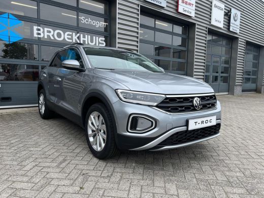 Volkswagen T-Roc Life Edition Inclusief €2000,- inruilvoordeel | 'App-Connect' smartphone integratie | Buitenspieg... ActivLease financial lease