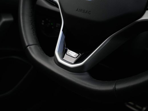 Volkswagen Taigo 1.0 TSI 115pk DSG R-Line Navi via App Pdc Clima Acc 72 ActivLease financial lease