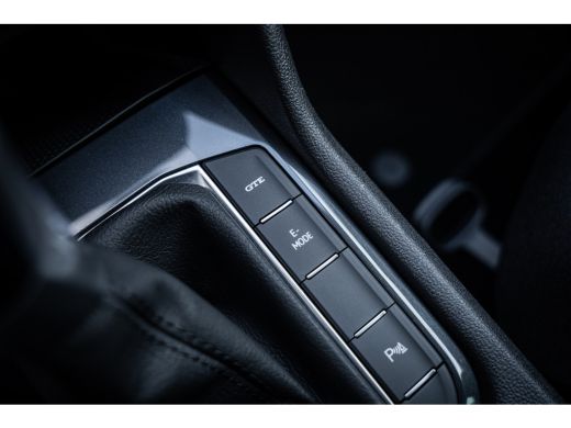 Volkswagen Tiguan 1.4 TSI eHybrid Life 245PK | Achteruitrij Camera | Airco (automatisch) | Keyless entry ActivLease financial lease