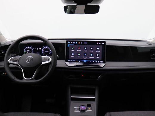 Volkswagen Tiguan 1.5 eHybrid Life Edition 204PK DSG Trekhaak, 19" LM Velgen, Adaptieve Cruise Controle, Navi via A... ActivLease financial lease