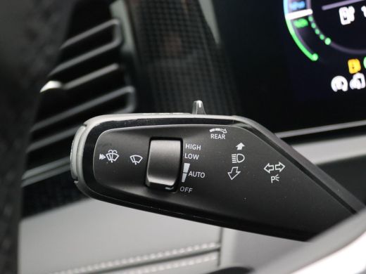 Volkswagen Tiguan 1.5 eHybrid Life Edition 204PK DSG Trekhaak, 19" LM Velgen, Adaptieve Cruise Controle, Navi via A... ActivLease financial lease