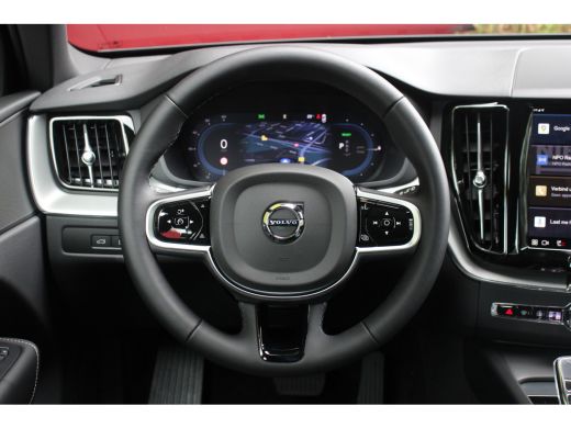 Volvo  XC60 2.0 T6 Plug-in hybrid AWD Plus Black Edition | Panoramadak | Memory seats | Stuur/stoelverwarming... ActivLease financial lease