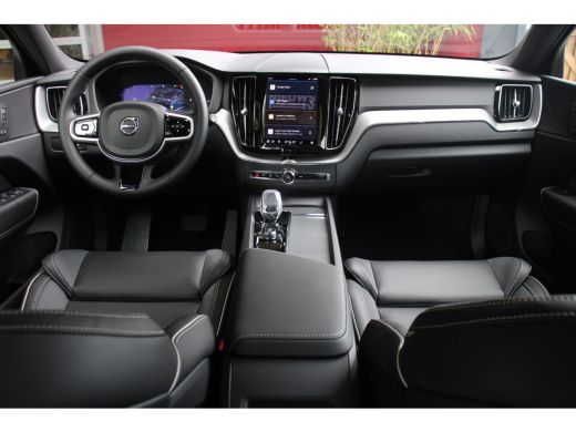 Volvo  XC60 2.0 T6 Plug-in hybrid AWD Plus Black Edition | Panoramadak | Memory seats | Stuur/stoelverwarming... ActivLease financial lease