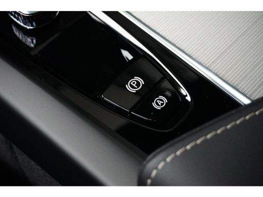 Volvo  XC60 2.0 T6 Plug-in hybrid AWD Plus Black Edition | PDC V+A & Camera | Panoramadak | Adaptive Cruiscon... ActivLease financial lease