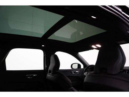 Volvo  XC60 2.0 T6 Plug-in hybrid AWD Plus Black Edition | PDC V+A & Camera | Panoramadak | Adaptive Cruiscon... ActivLease financial lease