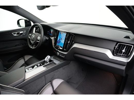 Volvo  XC60 2.0 T6 Plug-in hybrid AWD Plus Black Edition | PDC V+A & Camera | Panoramadak | Adaptive Cruiscon... ActivLease financial lease