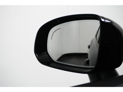 Volvo  XC60 2.0 T6 Plug-in hybrid AWD Plus Dark | Panoramadak | Elek. Sportstoelen | Leder | BLIS | Adaptive ... ActivLease financial lease