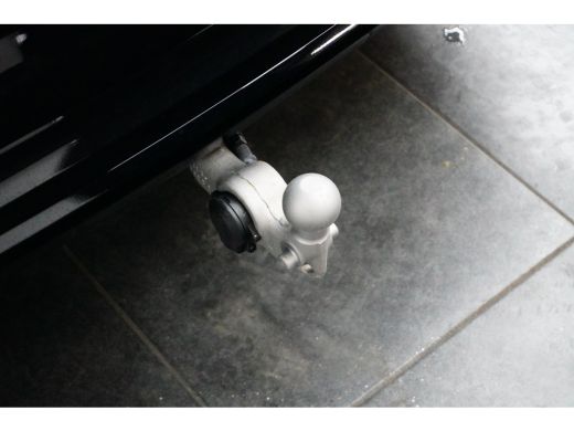 Volvo  XC60 2.0 T6 Plug-in hybrid AWD Plus Dark | Panoramadak | Elek. Sportstoelen | Leder | BLIS | Adaptive ... ActivLease financial lease