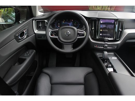 Volvo  XC60 2.0 T6 Plug-in hybrid AWD Plus Dark | Trekhaak | 360 Camera | Panoramadak | Memory seats ActivLease financial lease