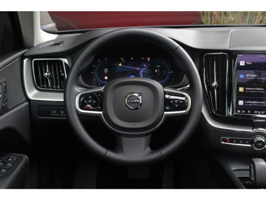 Volvo  XC60 2.0 T6 Plug-in hybrid AWD Plus Dark | Trekhaak | 360 Camera | Panoramadak | Memory seats ActivLease financial lease