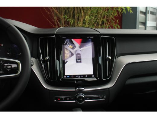 Volvo  XC60 2.0 T6 Plug-in hybrid AWD Plus Dark | Trekhaak | 360 Camera | Panoramadak | Memory seats ActivLease financial lease