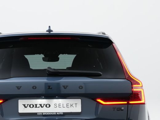 Volvo  XC60 2.0 T8 Plug-in hybrid AWD Ultra Black Edition | Heico | Luchtvering | 22" Black | Bowers & Wilkin... ActivLease financial lease