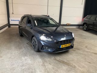 Ford Focus 1.0 EcoBoost ST Line Business | AGR-Stoel | Winter Pakket | Camera | Trekhaak Afneembaar | Full L...