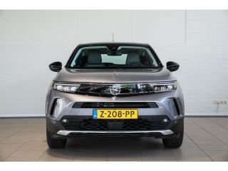 Opel Mokka-e Level 3 50 kWh | Camera | Parkeersensoren | Navigatie | Dodehoek | Keyless | Apple Carplay & Andr...