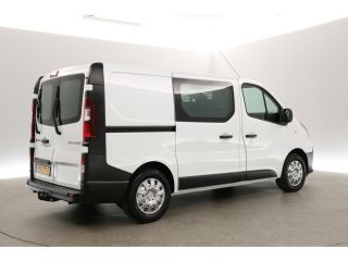 Renault Trafic 2.0 dCi T29 L1H1 Airco Cruise 2xSchuifdeur Navigatie PDC 3 Persoons Trekhaak