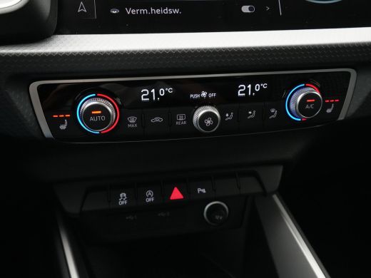 Audi A1 Sportback Sportback 30 TFSI 116 pk Advanced edition Led, PDC, Navi, Sportstoelen ActivLease financial lease