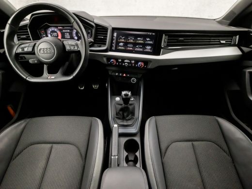 Audi A1 Sportback Sportback 30 TFSI S-Line (GROOT NAVI, APPLE CARPLAY, DIGITAAL DASHBOARD, SPORTSTOELEN, STOELVERWA... ActivLease financial lease