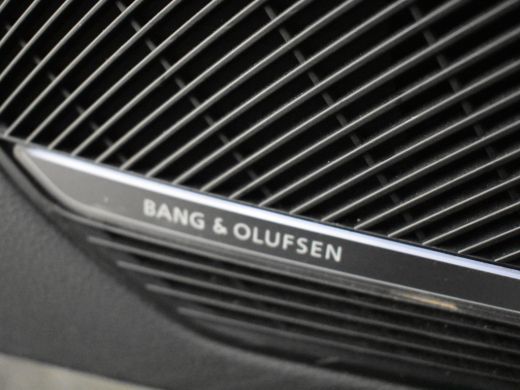 Audi A4 Avant 40 TFSI S Edition 204pk | Panorama dak | B&O Audio | Head up display | Adaptief cruise cont... ActivLease financial lease