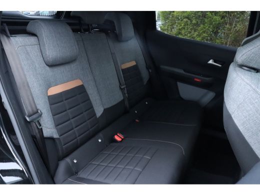 Citroën C3 Aircross 1.2 Turbo 100pk Plus | Automatisch inschakelende verlichting | LED dagrijverlichting | Neerklapba... ActivLease financial lease