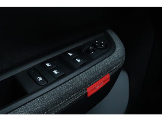 Citroën C3 Aircross 1.2 Turbo 100pk Plus | Automatisch inschakelende verlichting | LED dagrijverlichting | Neerklapba... ActivLease financial lease