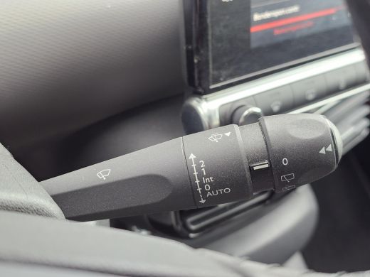 Citroën C4 Cactus 1.2 PureTech Feel | Achteruitrijcamera | Armsteun voor | Bluetooth telefoonvoorbereiding ActivLease financial lease