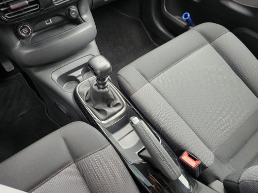 Citroën C4 Cactus 1.2 PureTech Feel | Achteruitrijcamera | Armsteun voor | Bluetooth telefoonvoorbereiding ActivLease financial lease