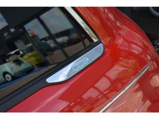 Fiat 500e 42 kWh 3 Fase | Pack Style + Pack Comfort | Navigatie | Stoelverwarming | DAB+ | Dodehoek-Detecti... ActivLease financial lease