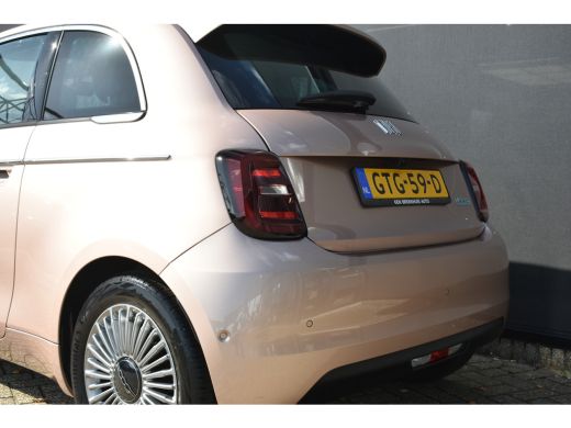 Fiat 500e Urban 42 kWh 3 Fase | Pack Comfort + Pack Style | Navigatie | Dodehoek-Detectie | Achteruitrijcam... ActivLease financial lease
