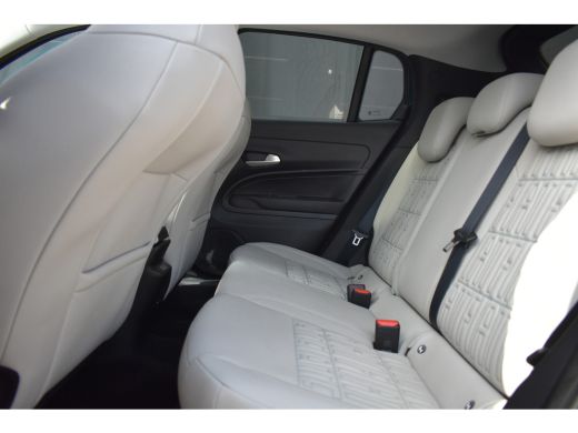 Fiat 600 La Prima 54 kWh 3 Fase | Vol-Leder | Elektr. Stoelen | Elektr. Achterklep | Stoelverwarming | Ada... ActivLease financial lease