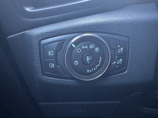 Ford EcoSport 1.0 125PK Titanium | STOEL-, STUUR- EN VOORRUIT VERWARMING| PARKEERSENSOREN| CRUISE CONTROL| AIRC... ActivLease financial lease