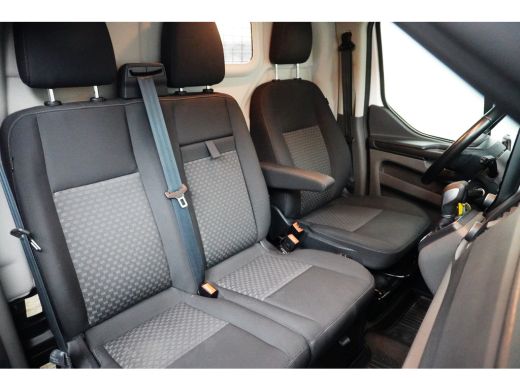 Ford Transit Custom Transit Custom 340 PHEV PLUG-IN Hybride LIMITED | Prachtige kasten inbouw! | Camera | Dodehoek De... ActivLease financial lease