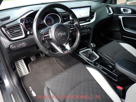 Kia ProCeed 1.0 T-GDI GT-Line Edition NAVI/CAMERA/CARPLAY/DAB ActivLease financial lease