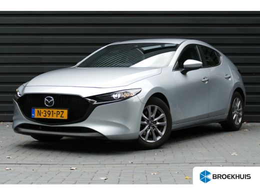 Mazda 3 2.0 E-SKYACTIV- X 186PK M HYBRID / NAVI / LED / PDC / CLIMA / 16"LMV / BLUETOOTH / ADAPT. CRUISEC... Mazda 3 2.0 E-SKYACTIV- X 186PK M HYBRID / NAVI / LED / PDC / CLIMA / 16"LMV / BLUETOOTH / ADAPT. CRUISEC...