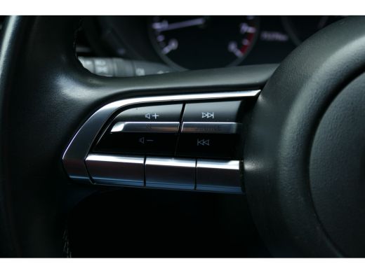 Mazda 3 2.0 E-SKYACTIV- X 186PK M HYBRID / NAVI / LED / PDC / CLIMA / 16"LMV / BLUETOOTH / ADAPT. CRUISEC... ActivLease financial lease