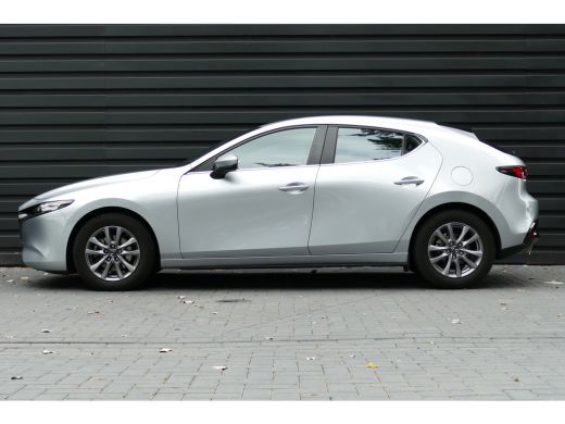 Mazda 3 2.0 E-SKYACTIV- X 186PK M HYBRID / NAVI / LED / PDC / CLIMA / 16"LMV / BLUETOOTH / ADAPT. CRUISEC... ActivLease financial lease