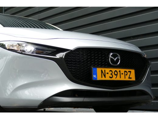 Mazda 3 2.0 E-SKYACTIV- X 186PK M HYBRID / NAVI / LED / PDC / CLIMA / 16"LMV / BLUETOOTH / ADAPT. CRUISEC... ActivLease financial lease