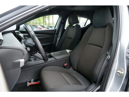 Mazda 3 2.0 E-SKYACTIV- X 186PK M HYBRID / NAVI / LED / PDC / CLIMA / 16"LMV / BLUETOOTH / ADAPT. CRUISEC... ActivLease financial lease