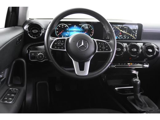 Mercedes-Benz A-Klasse 160 Style *1ste Eigenaar*Navigatie*DAB*camera*Stoelverwarming* ActivLease financial lease