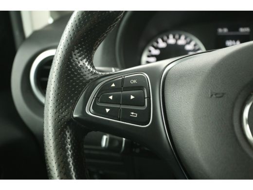 Mercedes-Benz Vito 119 CDI Lang 191PK Automaat Airco Camera Carplay Cruise Trekhaak Navi 18''LMV 3 Persoons PDC ActivLease financial lease