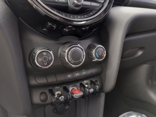 Mini Cooper 1.5 Cooper | Lage KM Stand! | Airco | Cruise Control | ActivLease financial lease