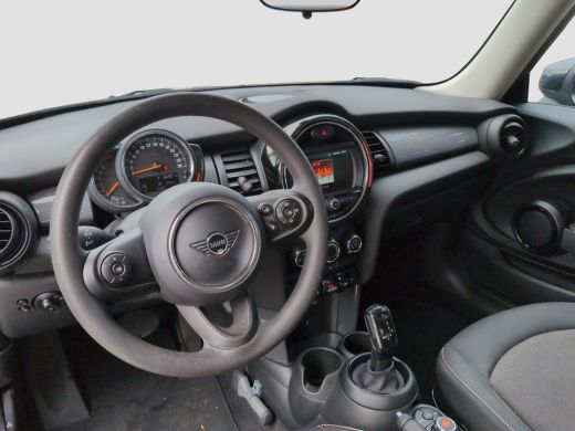 Mini Cooper 1.5 Cooper | Lage KM Stand! | Airco | Cruise Control | ActivLease financial lease