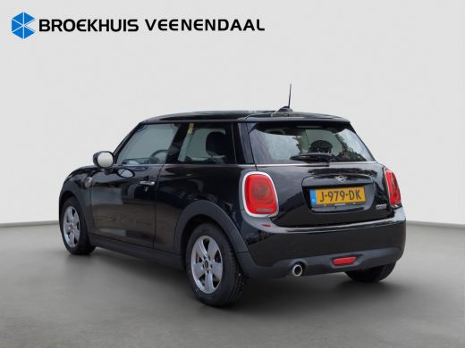 Mini Cooper 1.5 Cooper | Lage KM Stand! | Airco | Cruise Control | ActivLease financial lease