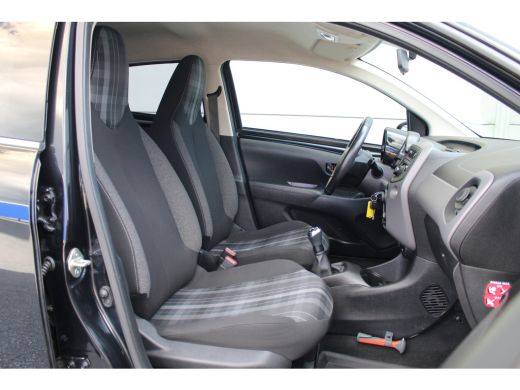 Peugeot 108 1.0 e-VTi Active | Airco | Elek Ramen | Elek Spiegels | Bluetooth | Stuurw. Bediening | | Airco |... ActivLease financial lease