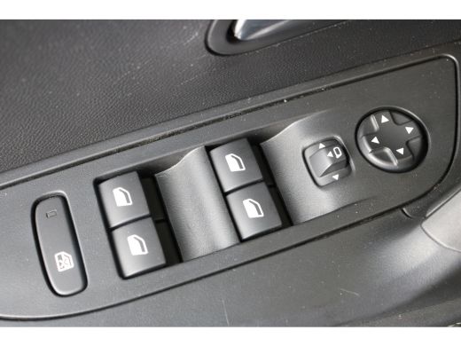 Peugeot 2008 1.2 PureTech Allure 100 | Navi | Trekhaak | Climate control |  Cruise control | Led Koplampen | L... ActivLease financial lease