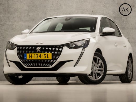 Peugeot 208 1.2 PureTech Sport (APPLE CARPLAY, GROOT NAVI, 360 CAMERA, LM VELGEN, SPORTSTOELEN, TREKHAAK, PAR...